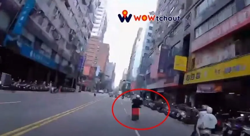 36歲李姓男子拒檢後一路加速逃逸。（圖／翻攝自Wowtchout - 地圖型行車紀錄器分享平台）