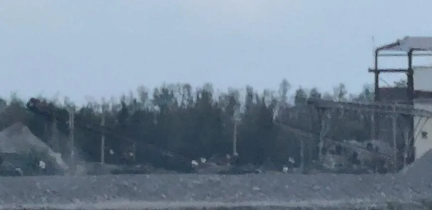 陸軍今天（4日）清晨，首度在台東太麻里溪出海口，實施建制武器實彈射擊。（陸軍東指部提供）