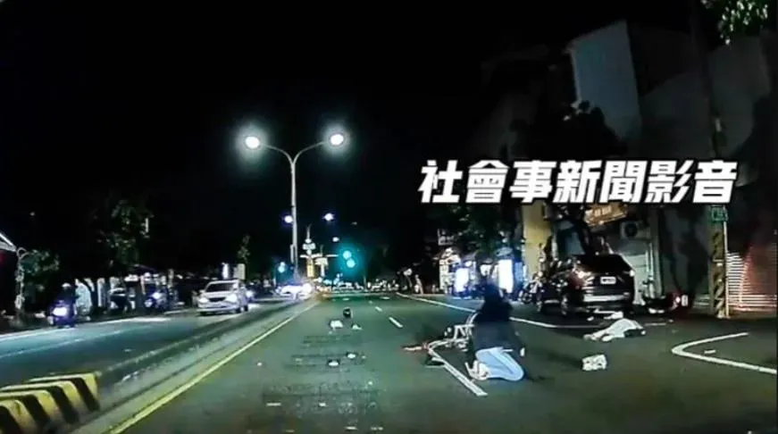 台南8日晚間發生一起死亡車禍。（圖／翻攝自社會事新聞影音）
