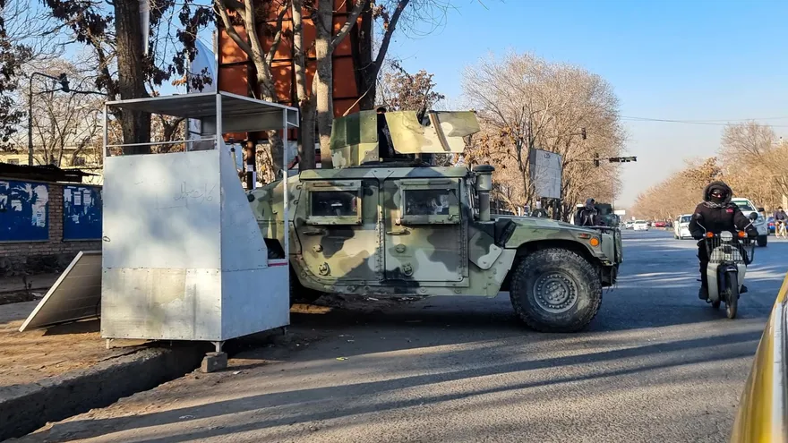 阿富汗外交部外爆自殺式炸彈攻擊至少20死　ISIS承認行兇