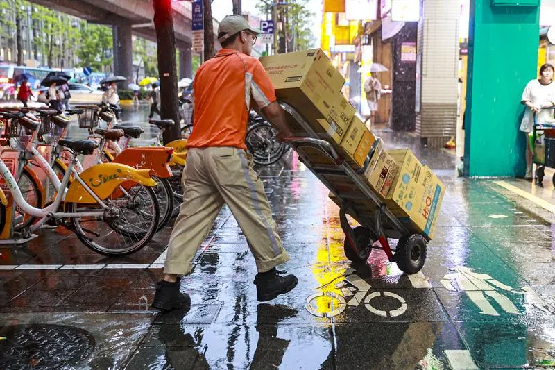創26年來同月最低　主計總處公布4月失業率3.3%