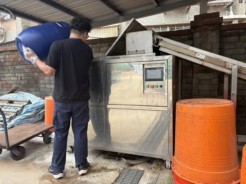 桃園市環保局全國首創　補助業者商用廚餘機最高20萬元