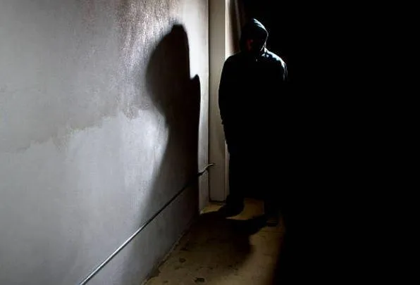 蛇蠍女好賭迷信「搶來的錢易中獎」　連續色誘殺害3小黃運將