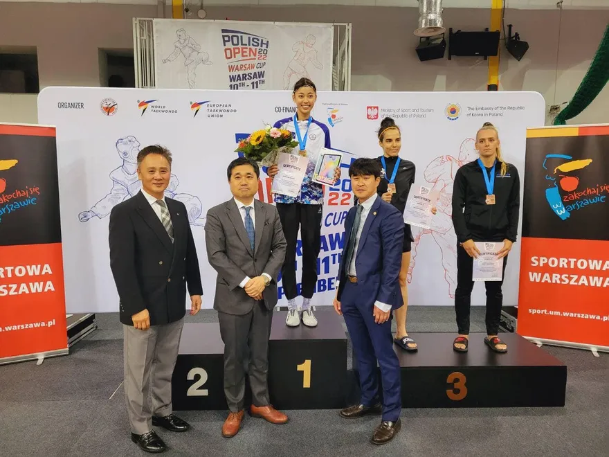 金牌戰「直落2完封」對手！羅嘉翎波蘭公開賽奪金　「1月2冠」吃烤肉補過中秋