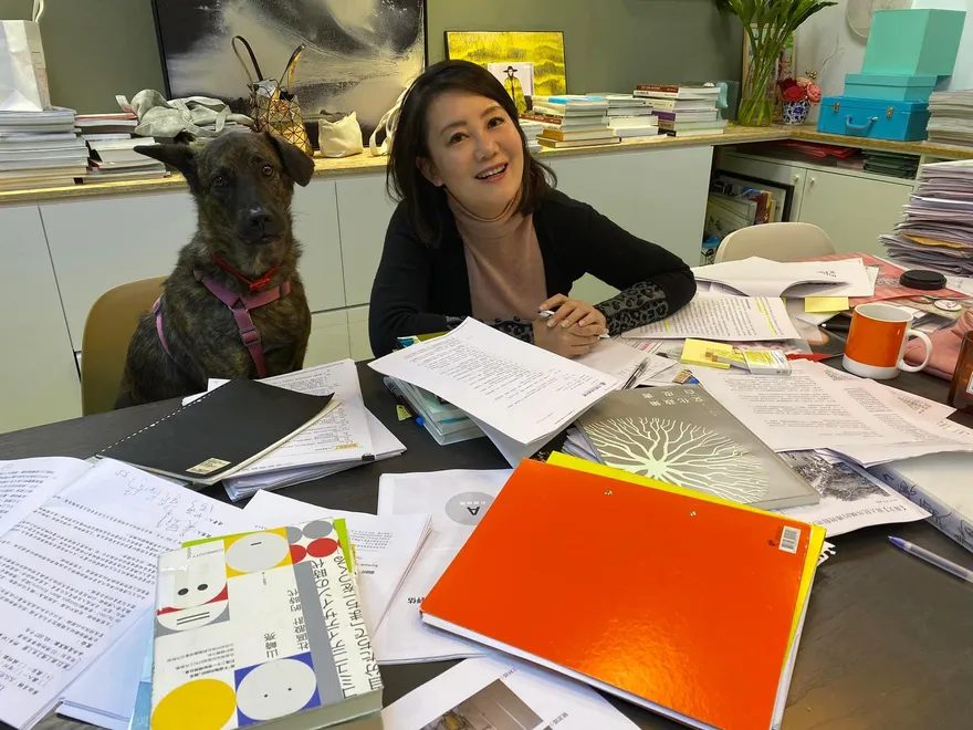 吳思瑤遭爆霸佔立院會議室　原因竟跟她養的愛犬有關