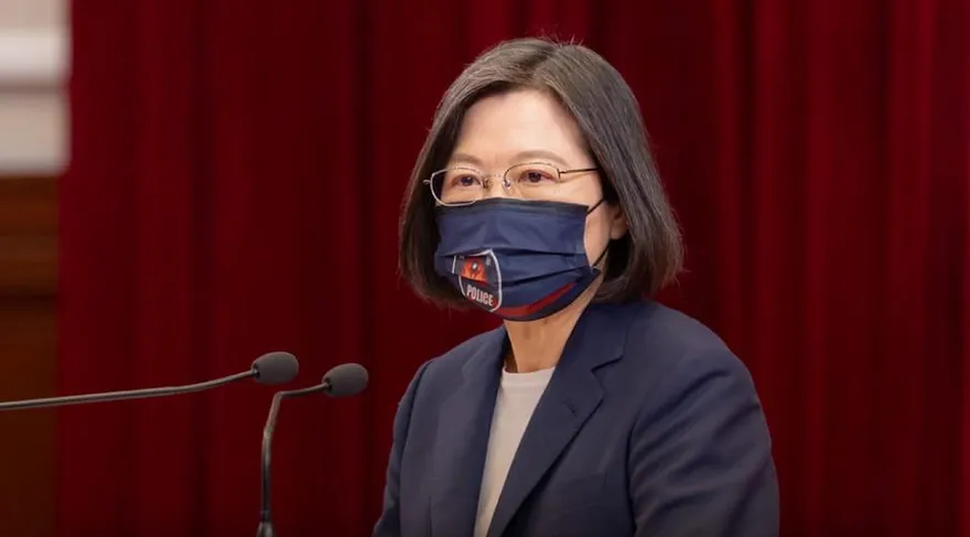 災變中心「念稿完就閃人」挨批 蔡英文臉書致歉了！