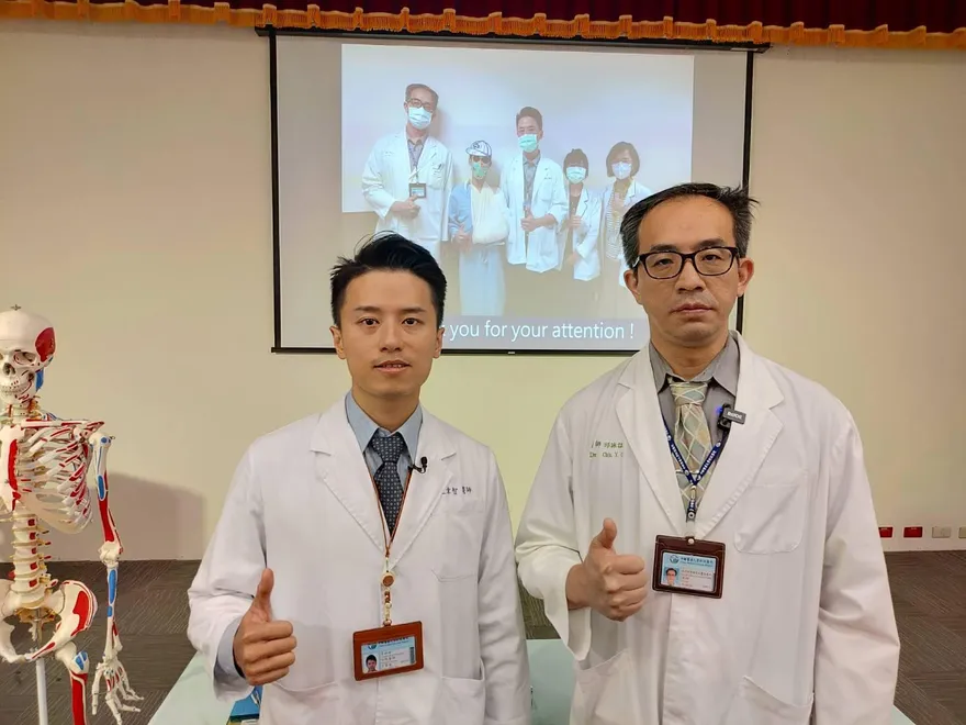 「  斷臂再植，精準接回！」機器扯斷整隻手臂   移工休克命危【 中國附醫團隊】11小時連夜大搶救