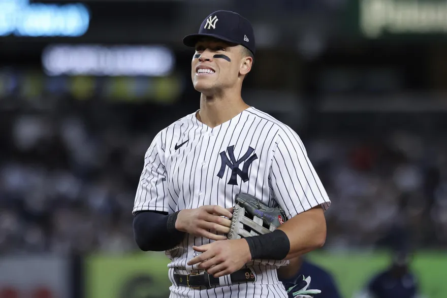 「法官」賽季60轟出爐！超狂表現登頂美聯三冠王…「怪力男」補再見滿貫砲洋基逆轉勝