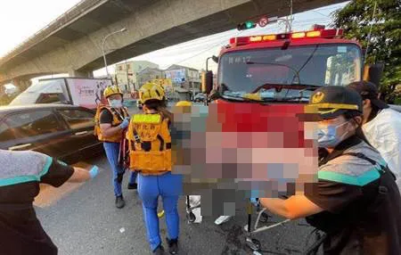 彰化男墜大排漂15公里　搜救2小時救起無生命跡象