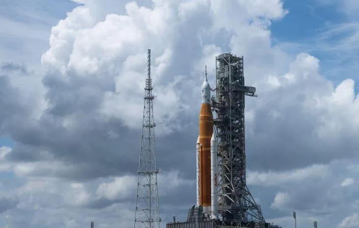 「登月火箭計畫」再推延！熱帶風暴狂襲佛州　NASA緊急取消火箭第三度試射