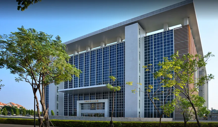 專挑幼齒下手！台中色男脅迫國中女傳胸部照　警見相片驚：受害者不只一人