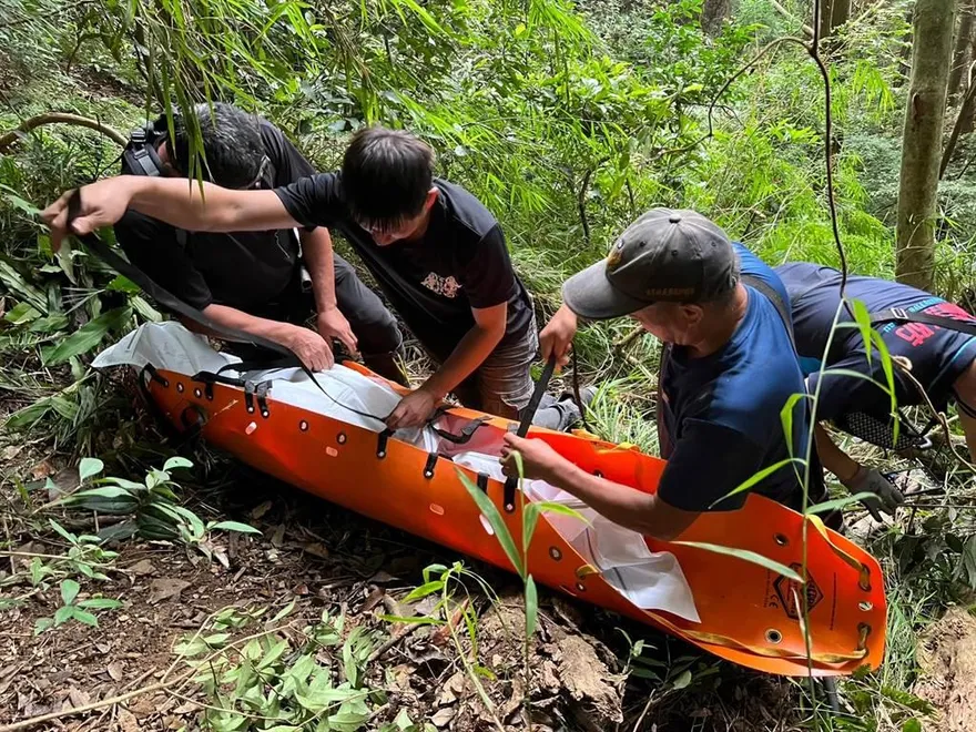 抓交替？婦人「仙山」採藥跌落50米深谷亡　離去年醫師娘墜谷處僅20公尺