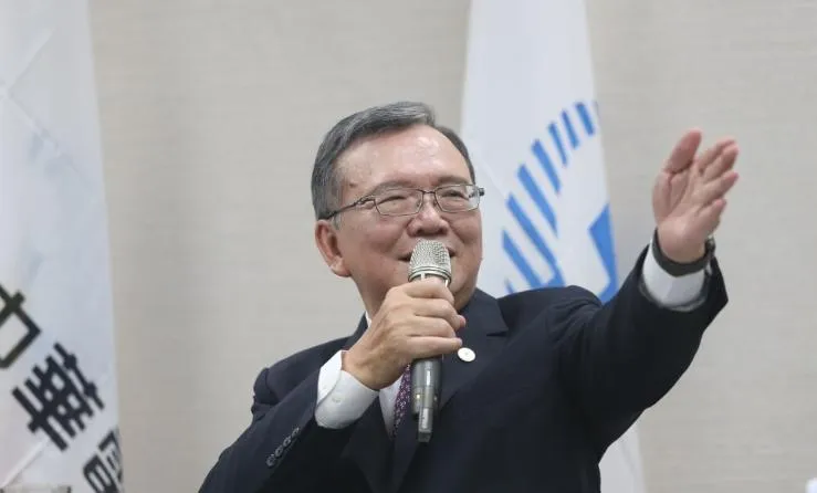 內鬥越演越烈！不信任董事長 鏡電視董事會傳出將撤換小英愛將鄭優