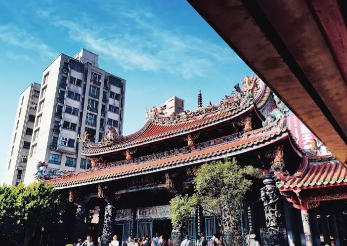 港籍女大生反鎖龍山寺廁所亡　父接獲噩耗來台認屍