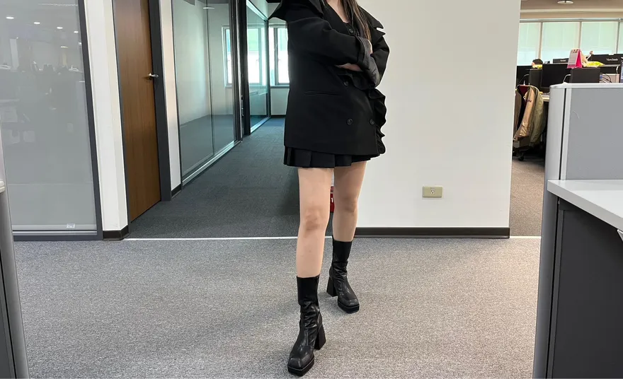 別再站三七步! 不但沒禮貌還「傷脊椎」