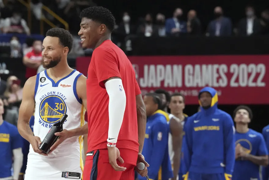 八村壘吃味了？困惑「柯瑞人氣高過自己」　睽違1年再返家鄉出賽