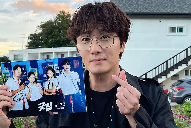 男星27歲罹腦動脈瘤…鬥爭9年認「有過輕生念頭」！親曝近況：跑動會頭痛