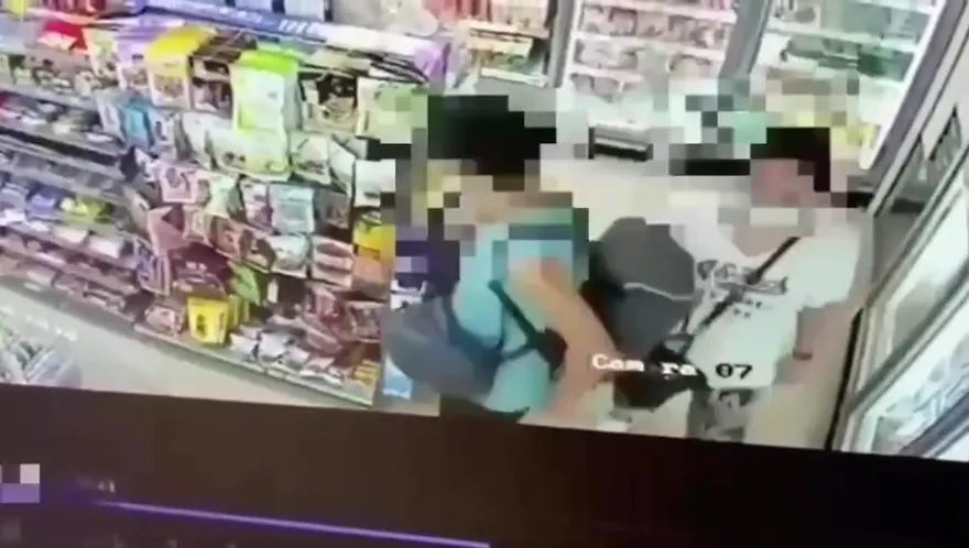 把超商當作自助餐！10分鐘竊16樣食品　鴛鴦盜飽餐直接呼呼大睡