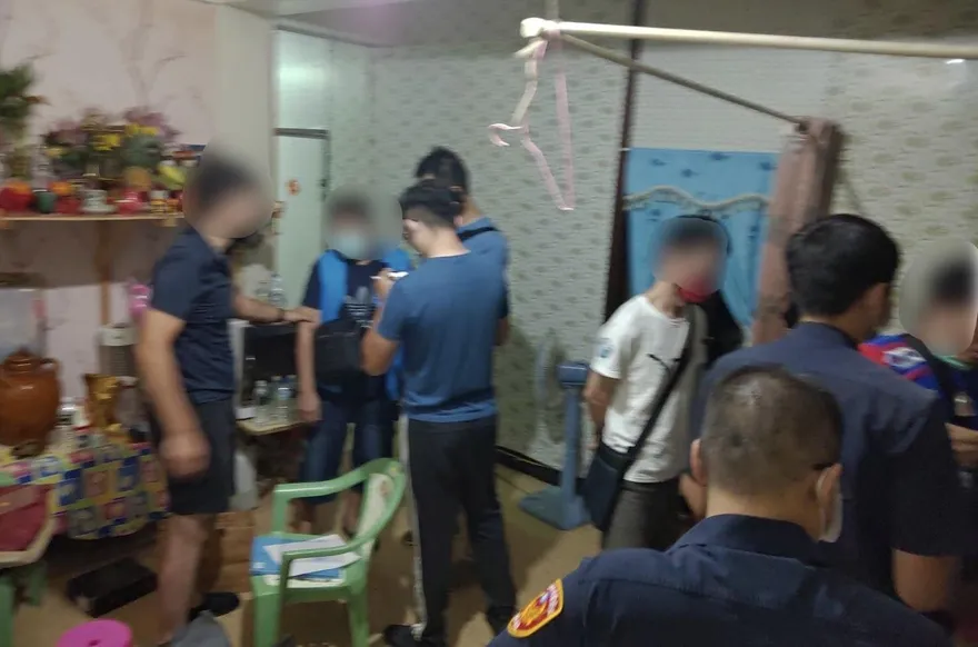 新北泰女開職業骰子賭場　警逮20賭客查扣50萬賭金