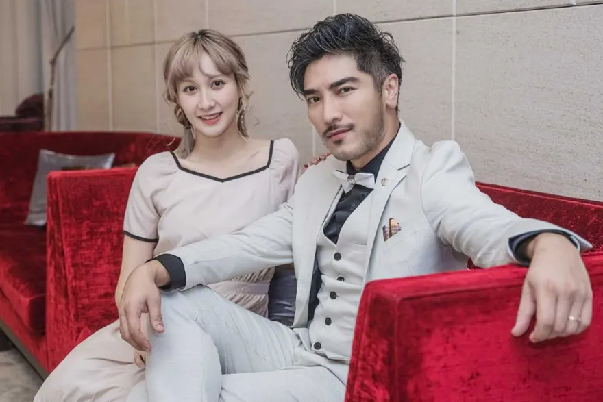 人妻女星上酒吧「被花式搭訕」…陌生男「摘她戒指套手上」　曖昧開撩：下次找我拿