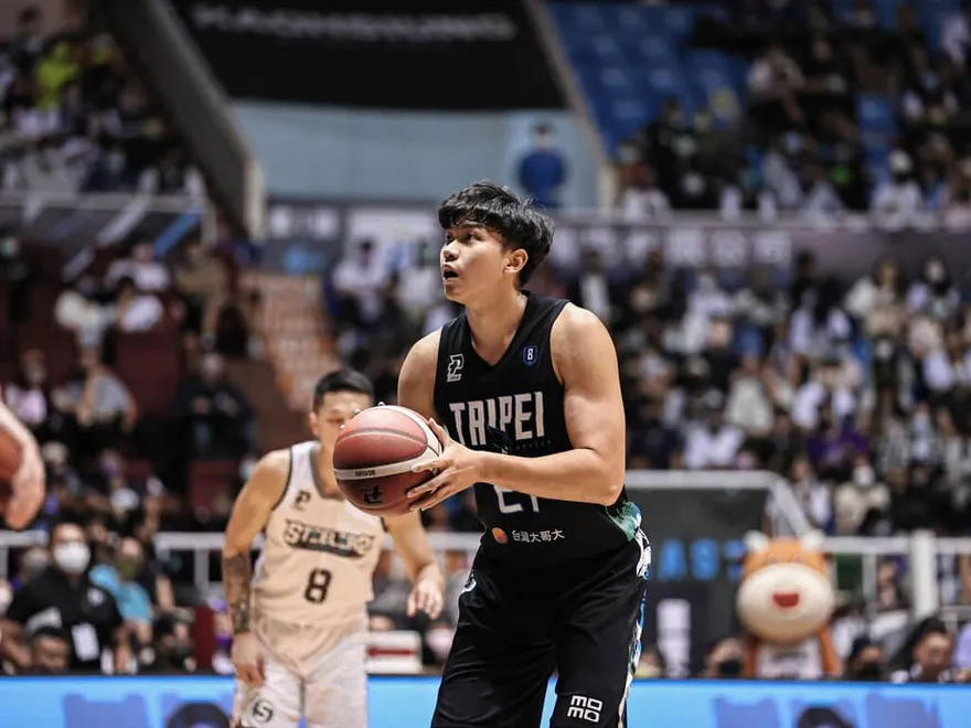 PLG/鋼鐵人反撲無效　富邦勇士土洋聯手熱身賽險勝