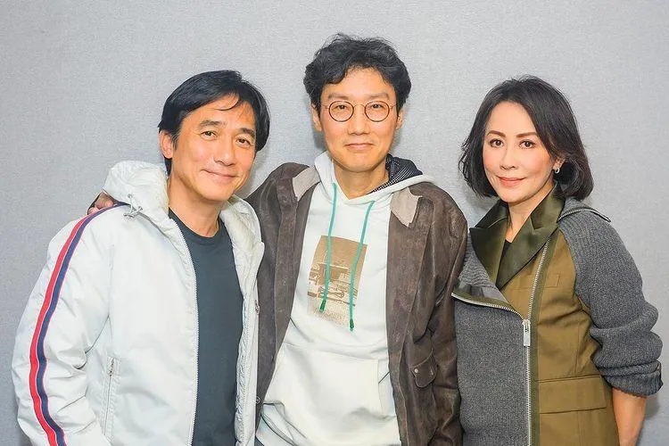 梁朝偉要演《魷魚遊戲2》？夫妻「和導演聚餐、合照」　劉嘉玲「PO文藏關鍵字」網嗨翻