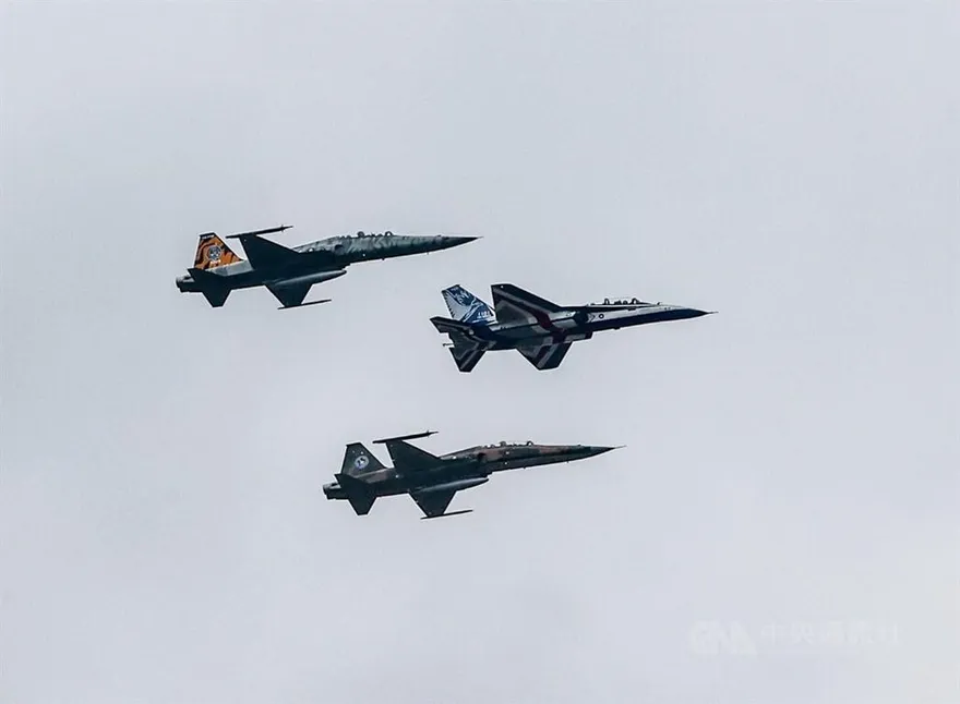 雙十國慶/F-5尾翼重現「假想敵中隊徽」　國慶編隊勇鷹致敬「台版Top Gun」