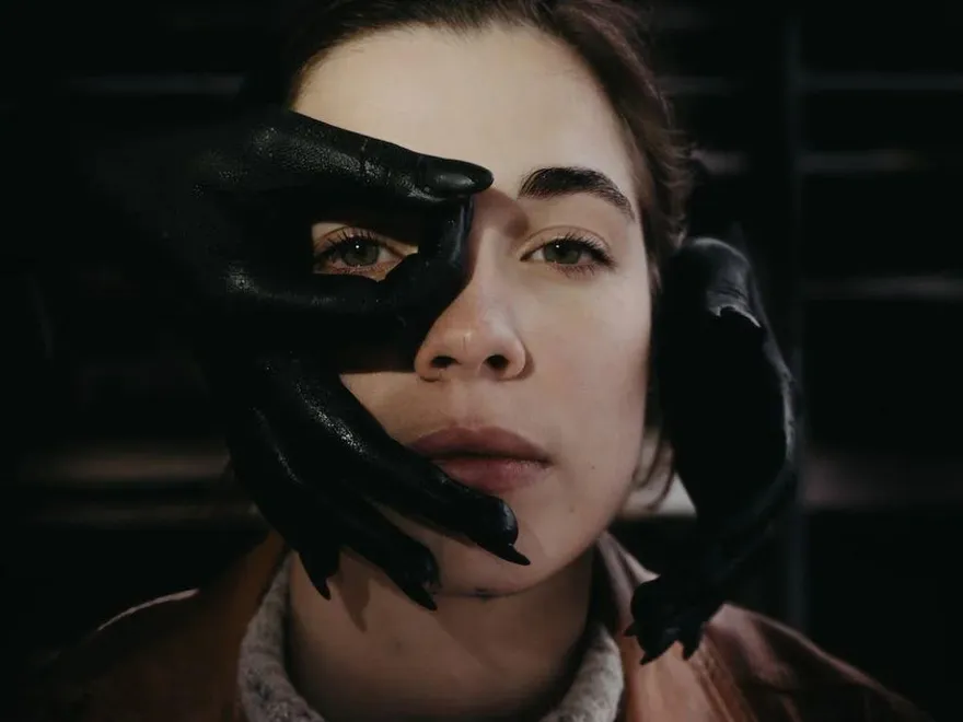 3怪咖星座「讓人猜不透」！水瓶像外星人、天秤八面玲瓏「全是假象」