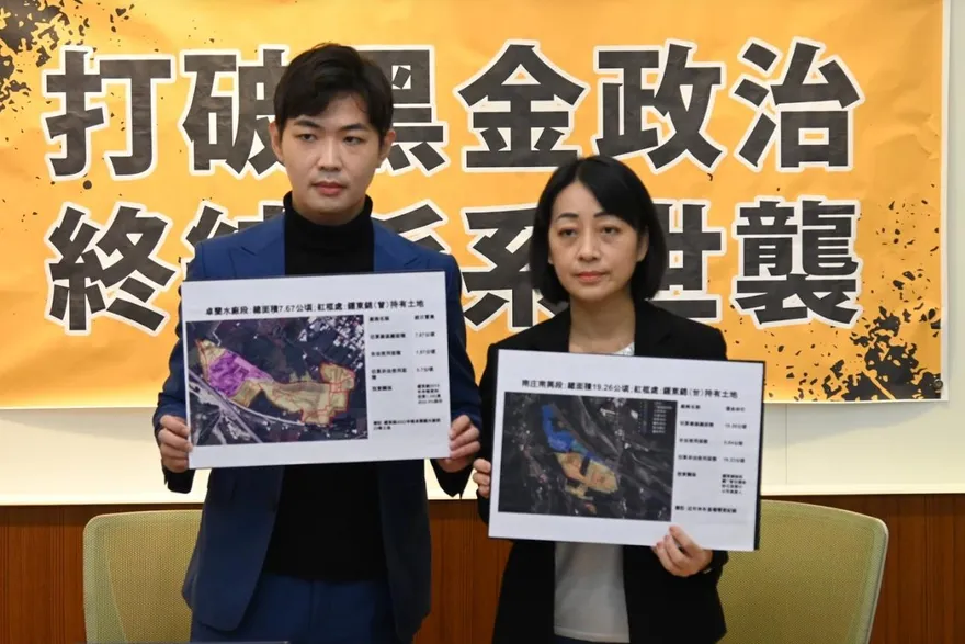 鍾東錦砂石堆到5樓高！他曝空拍照批：官商勾結