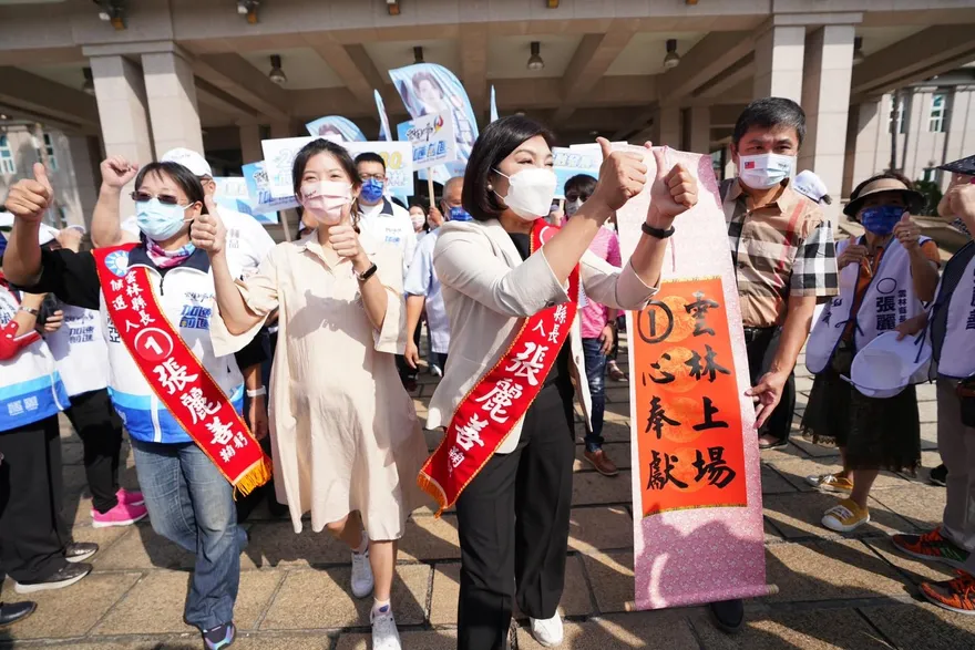 張麗善說明北港重大建設 劉建國車隊掃街尋支持