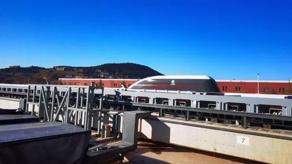 大陸斥資33億人民幣　成功運行世界首個電磁撬系統