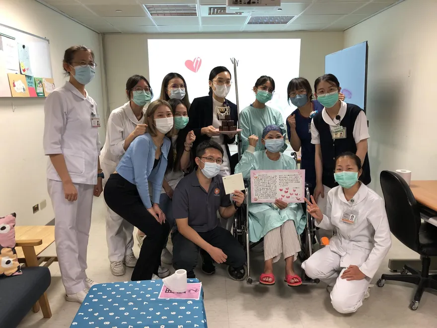 「急性骨髓性白血病」病婦挺過二次骨髓移植！臺中慈濟醫院慶重生