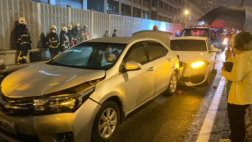 孕婦遇上飛車擒匪！台64線連環車禍…嫌犯撞救護車遭逮