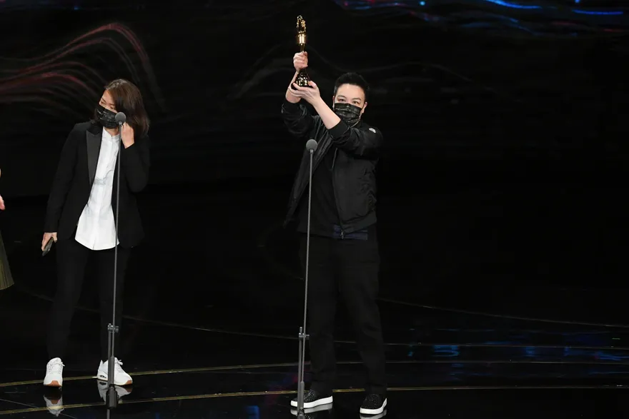 金鐘57/《良辰吉時》成金鐘最大黑馬！再奪「迷你劇集獎」累積抱走4獎項