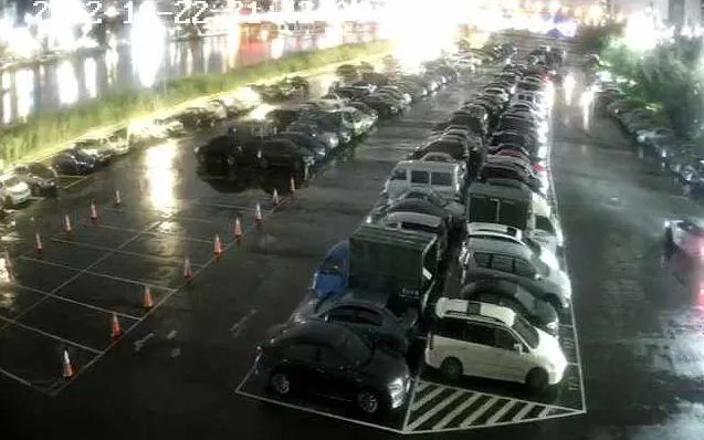 車停士林區堤外停車場快開走!北市府交通局:23日上午7時拖吊