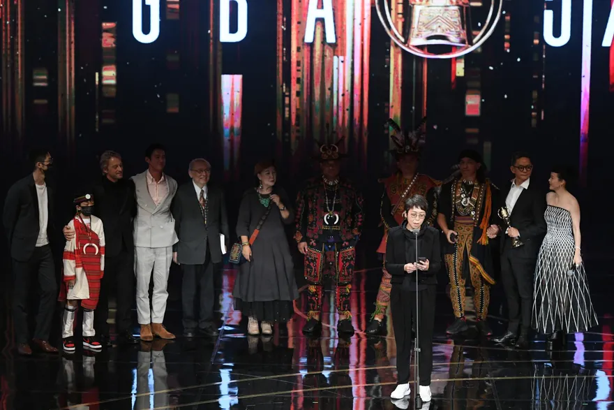 金鐘57/今晚抱走4座！《斯卡羅》榮獲「最佳戲劇節目獎」！《華燈初上》11項入圍全槓龜