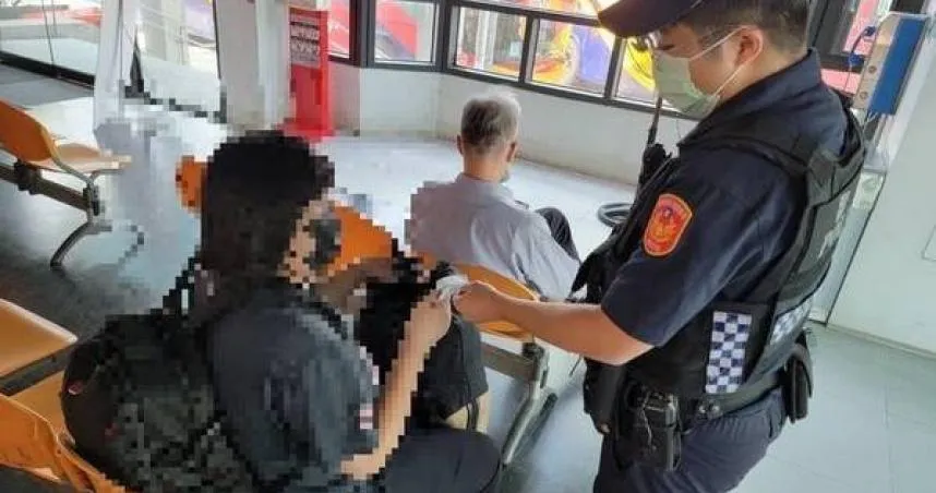 可以帶我回家嗎？19歲妙齡女見網友遭丟包交流道　求助暖警竟因為這原因…