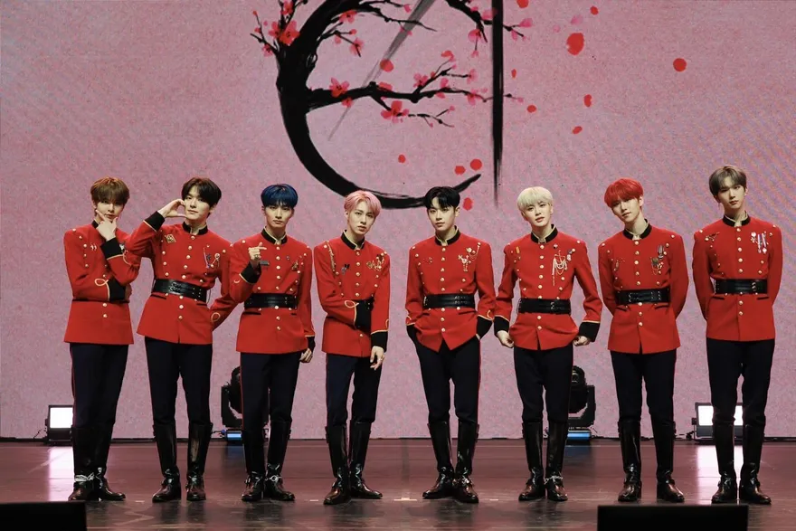 一連抱走3座新人獎！南韓超狂男團「首次來台開唱」　1天戰2場「座位圖、福利全曝光」