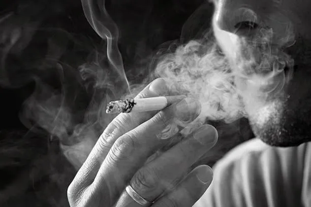 愛抽菸小心死神找上門！咳嗽、聲音沙啞都是肺癌徵兆