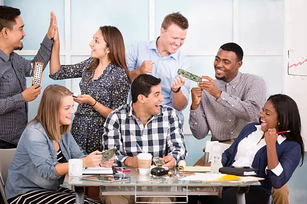 超級萬人迷！最受歡迎的5個星座　不管走到哪都是人氣王