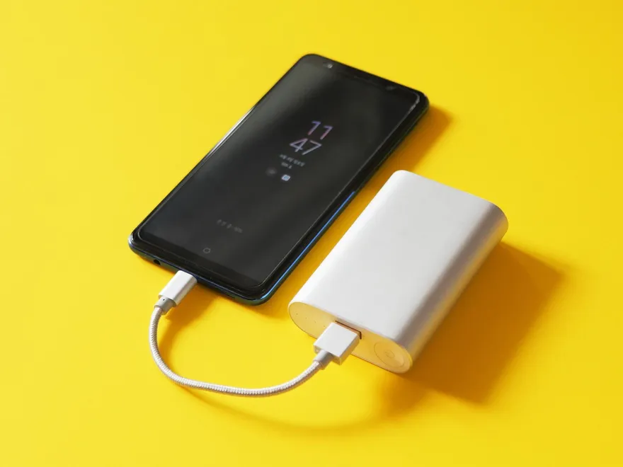 充了手機瘦了錢包！陸共享行動電源價格暴漲50%惹民怨