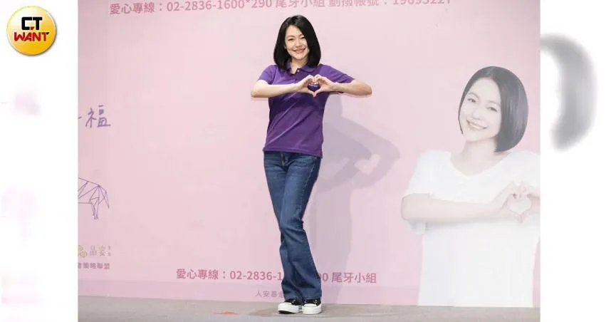 大S遭虧幸福肥！小S怒轟酸民「瞎了狗眼」　曝媽媽「被具俊曄收服」嗨喊：兒子