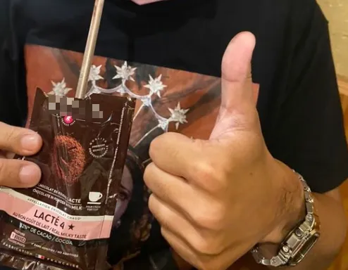 可可粉不泡開直接吸！同事懷舊吃法讓她驚呆　網提醒：小心引起肺炎