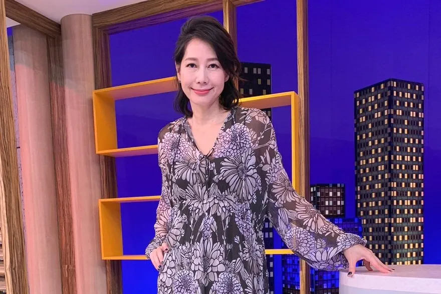 丁寧婚禮超盛大！包4餐廳「席開170桌」金鐘視后也來了　父女挽手紅毯「一對視秒飆淚」