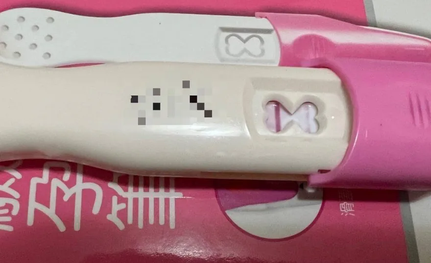 男拿驗孕棒快篩「2條線」！醫證實：可能是「這癌症」！