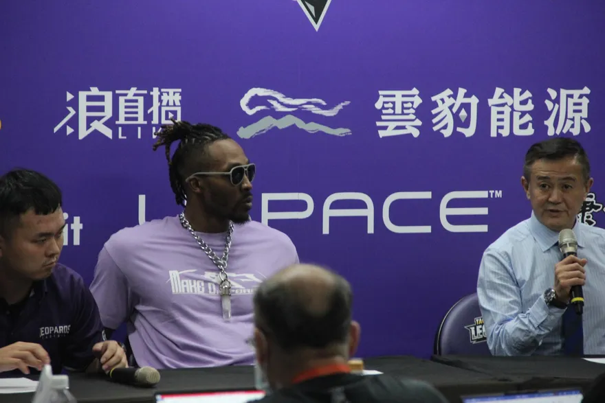 不只打出超狂數據　魔獸中場休息還跟隊友精神喊話......