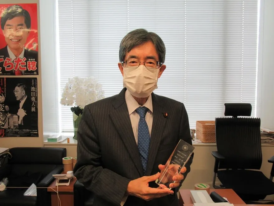 日總務大臣因政治資金醜聞下台　岸田內閣1個月內走3人