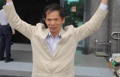 「抗議天王」柯賜海猝逝前曾摔倒2次！醫曝「這7種人」最容易跌倒