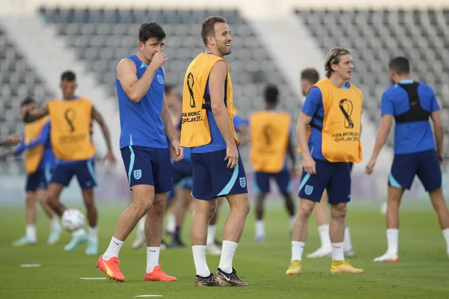 世足賽/三獅軍團尬波斯鐵騎　英格蘭慢熱　亞洲最強伊朗虎視眈眈