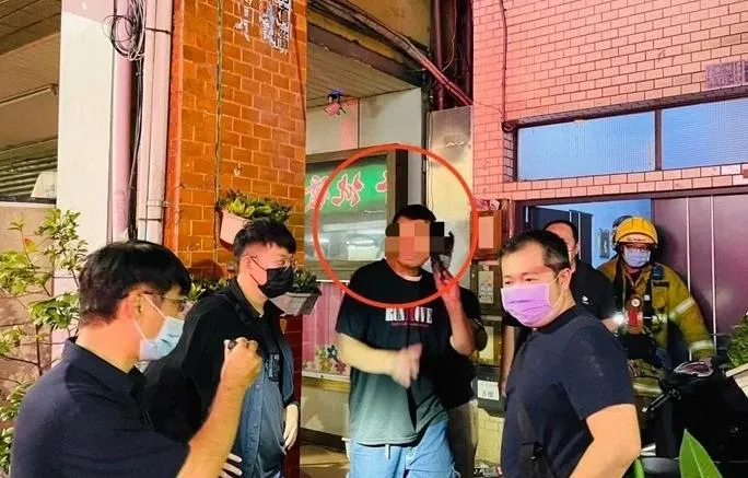 謊報「有人開槍」 警方連霹靂小組都出動破門　高雄白目男下場慘